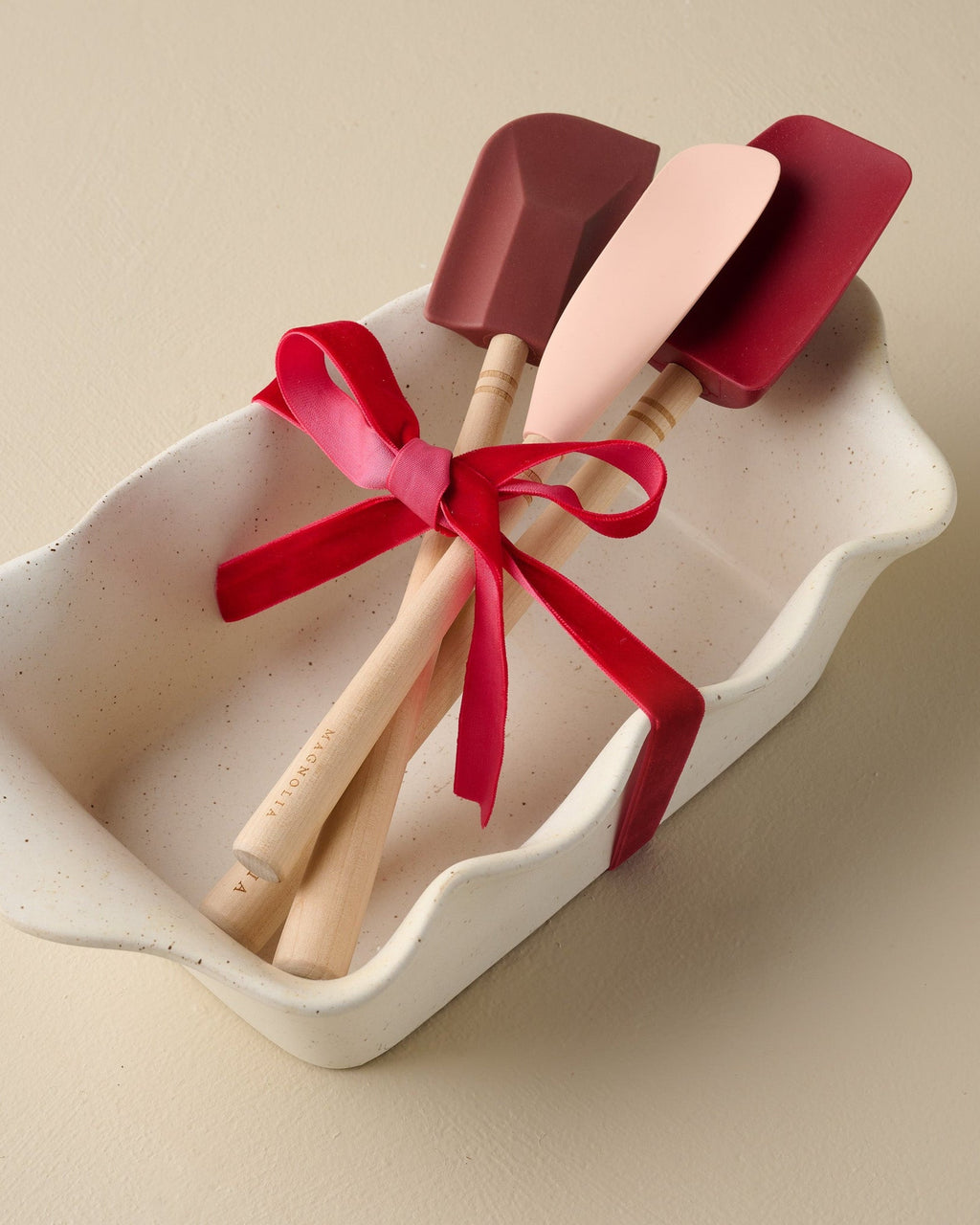 French White Scalloped Loaf Pan