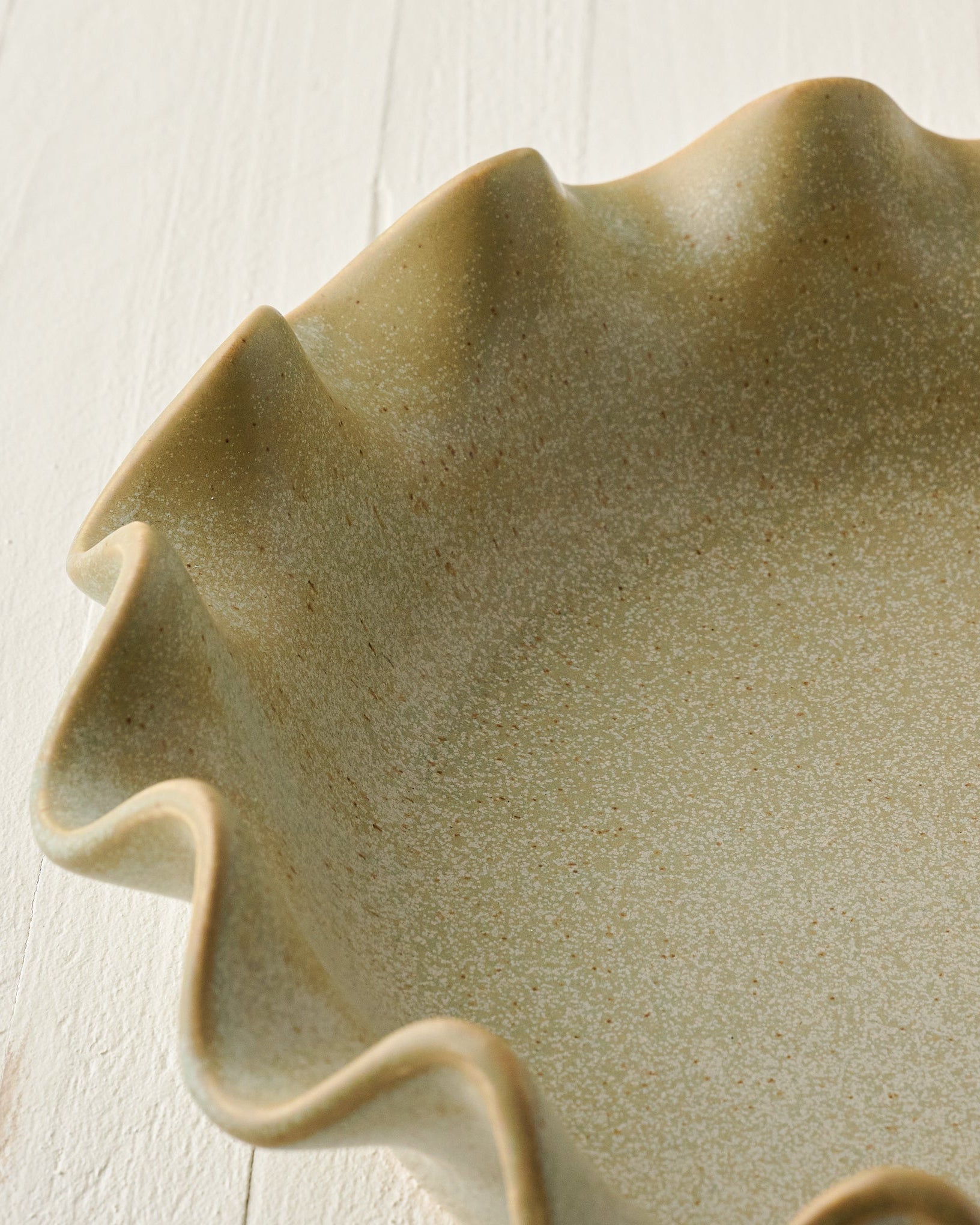 Loden Green Scalloped Pie Dish