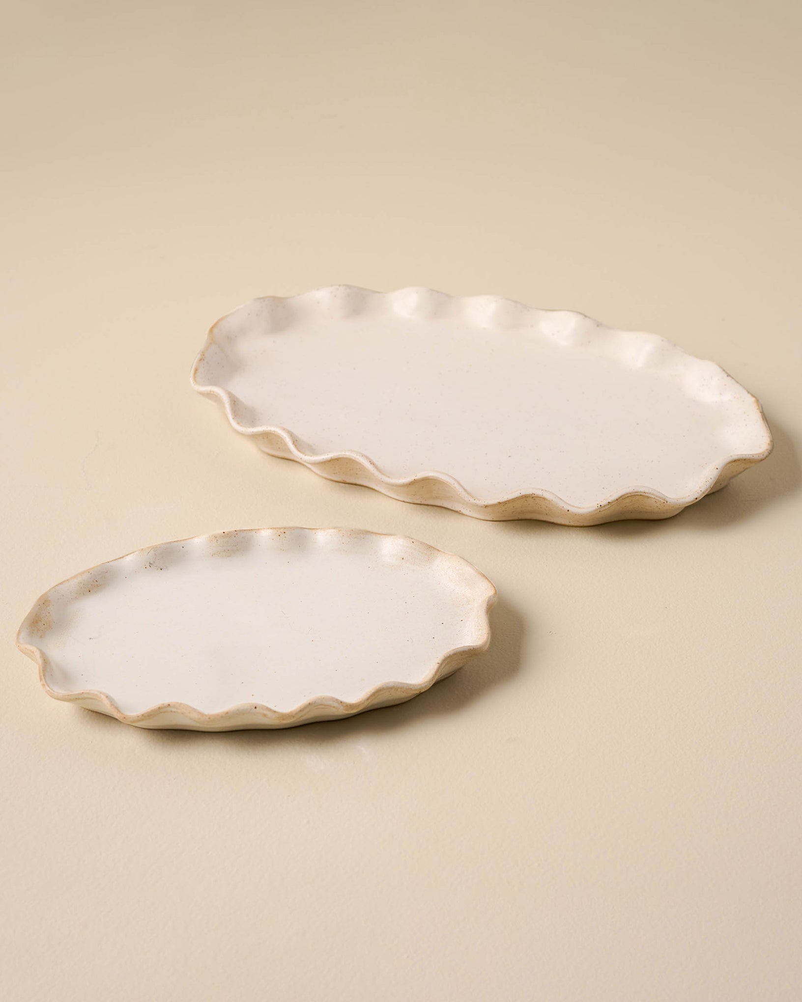 Ceramic Ruffled Tray