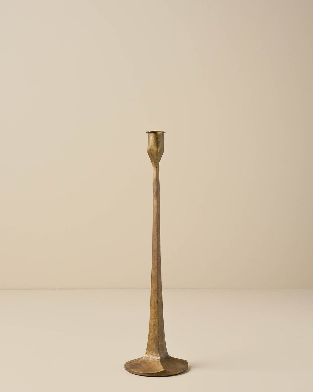Antique Brass Gatecrest