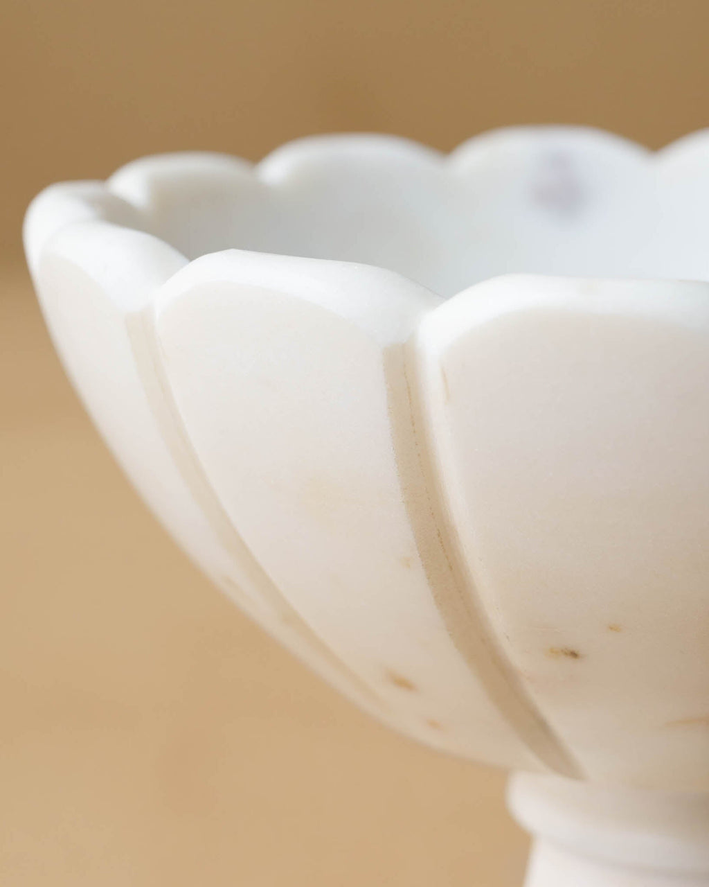 Marble Scalloped Accent Bowl