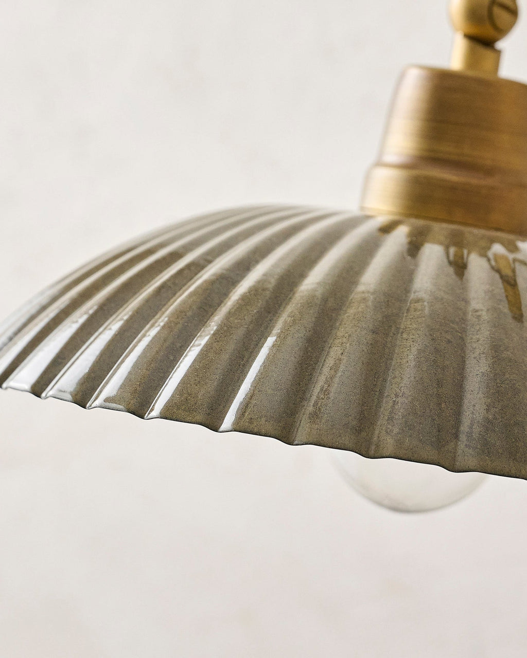 Chester Enamel Plug-in Sconce