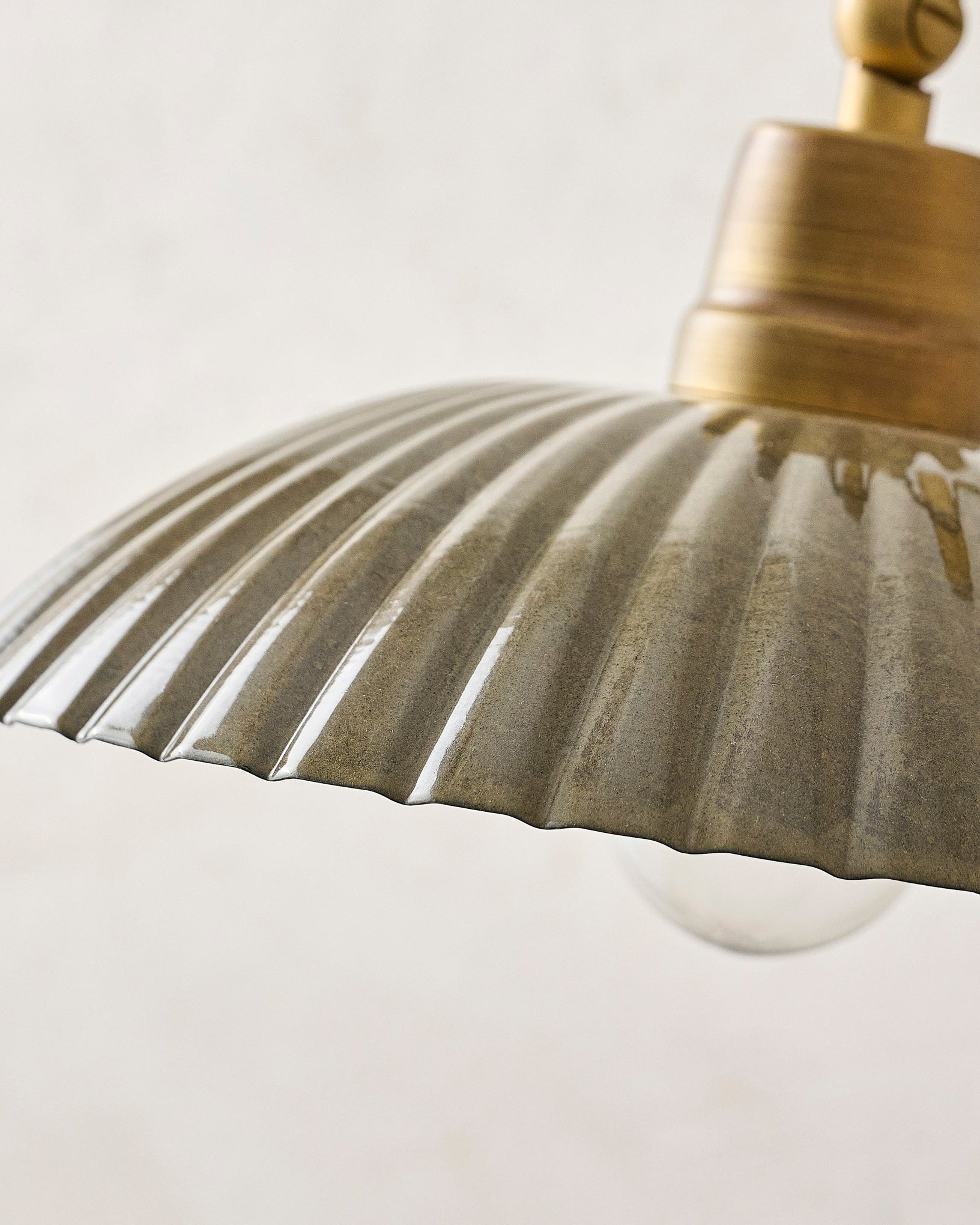 Chester Enamel Plug-in Sconce