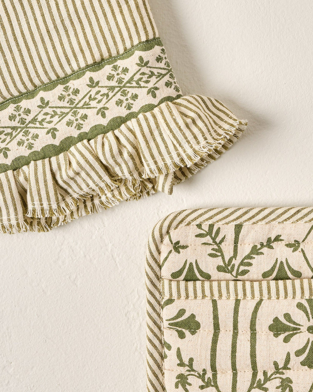 Magnolia Olive Pin Stripe Oven Mitt + Pot Holder Set