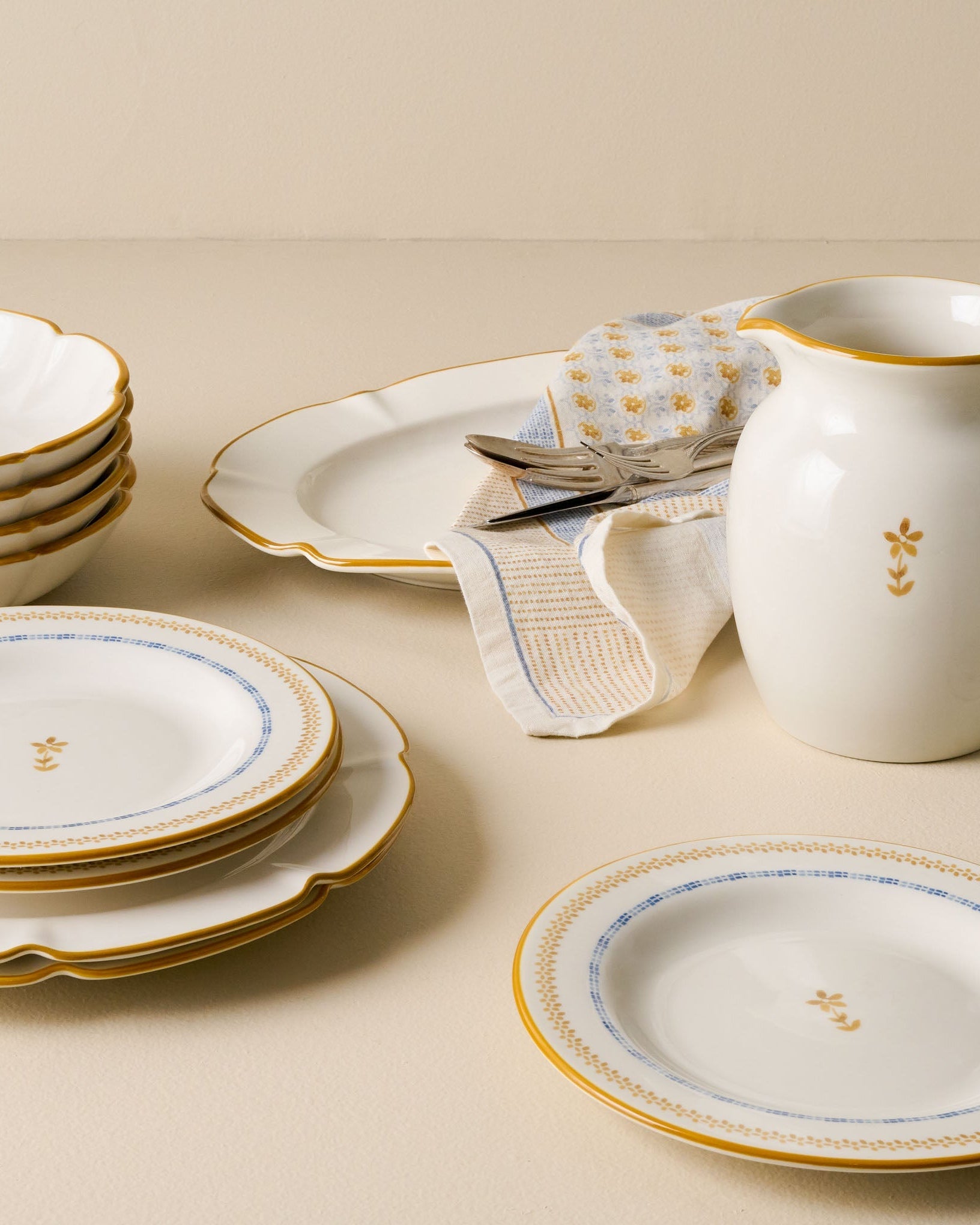 Luna Floral Printed Napkin Set of Four
