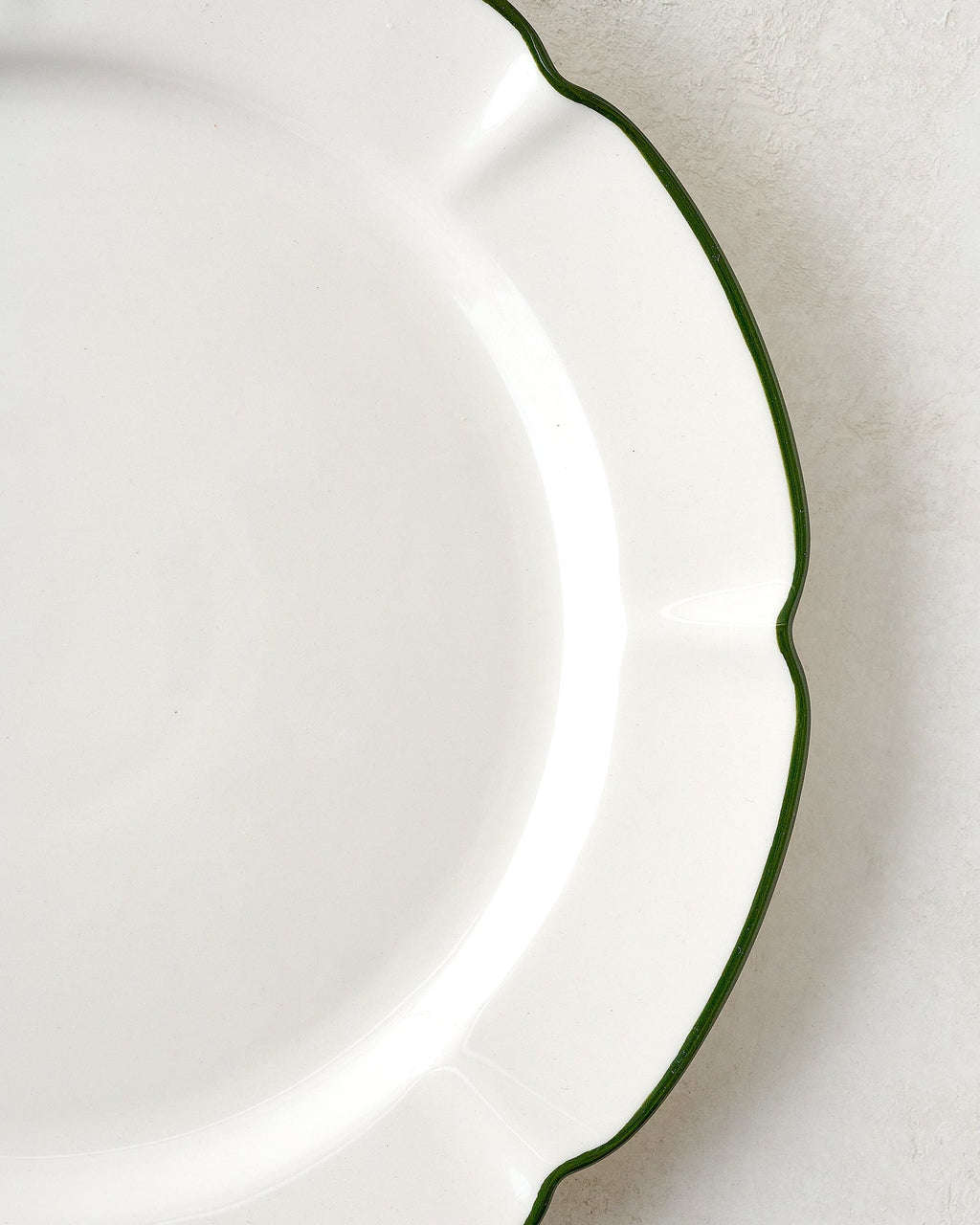 Green Luna Scalloped Plate