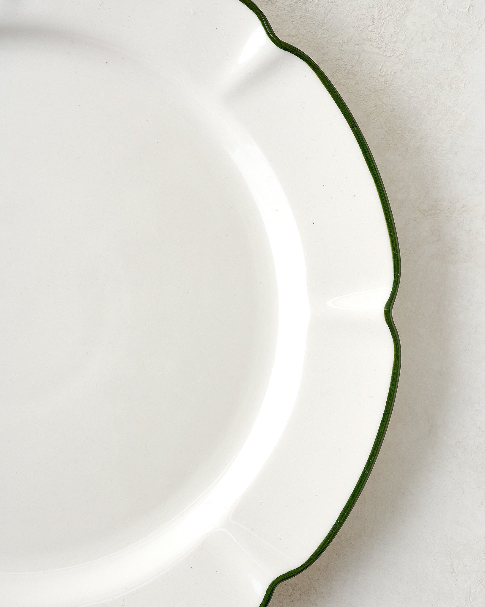 Green Luna Scalloped Plate