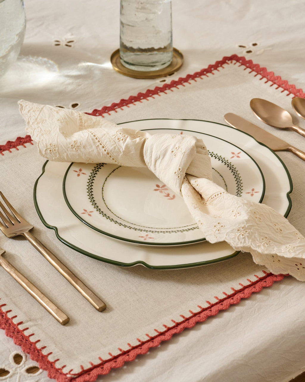 Antique White Eyelet Napkin Set of Four