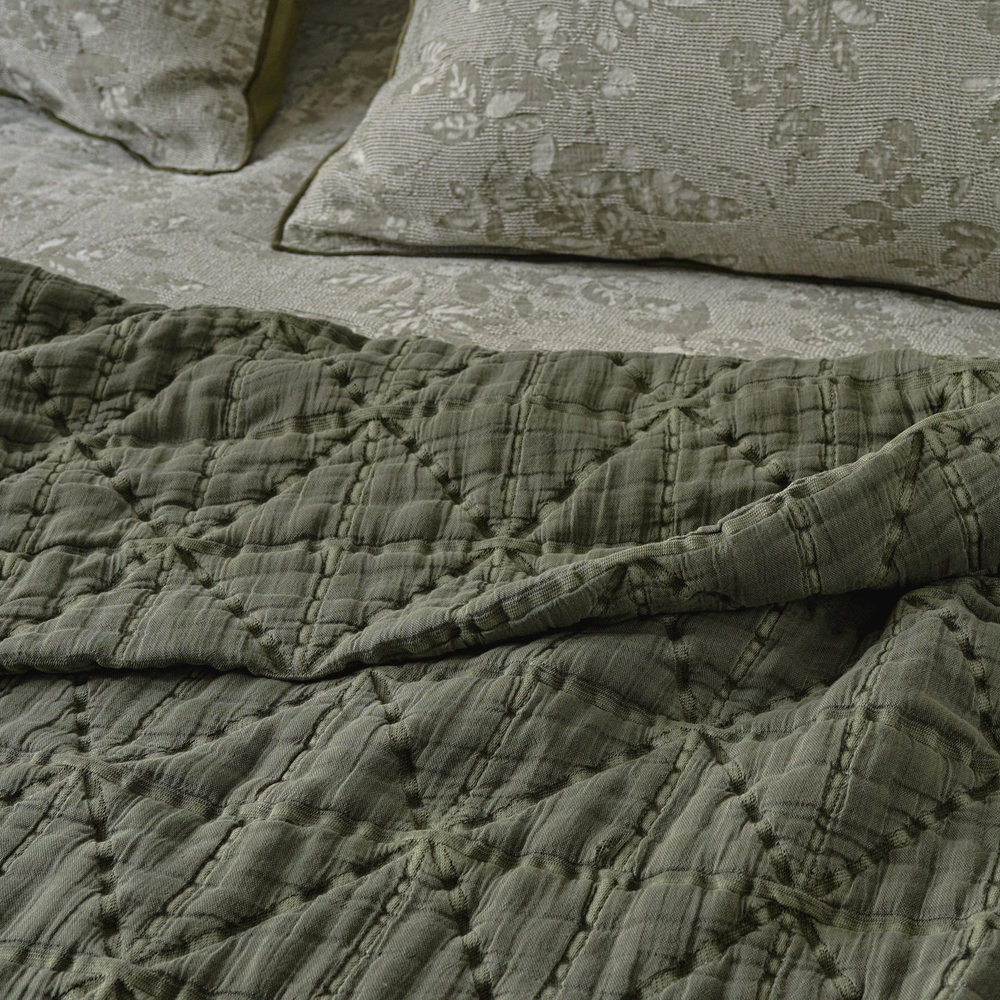 Sutton Winter Moss Matelasse Coverlet