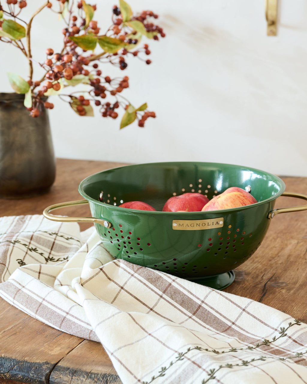 Magnolia Laurel Green Colander
