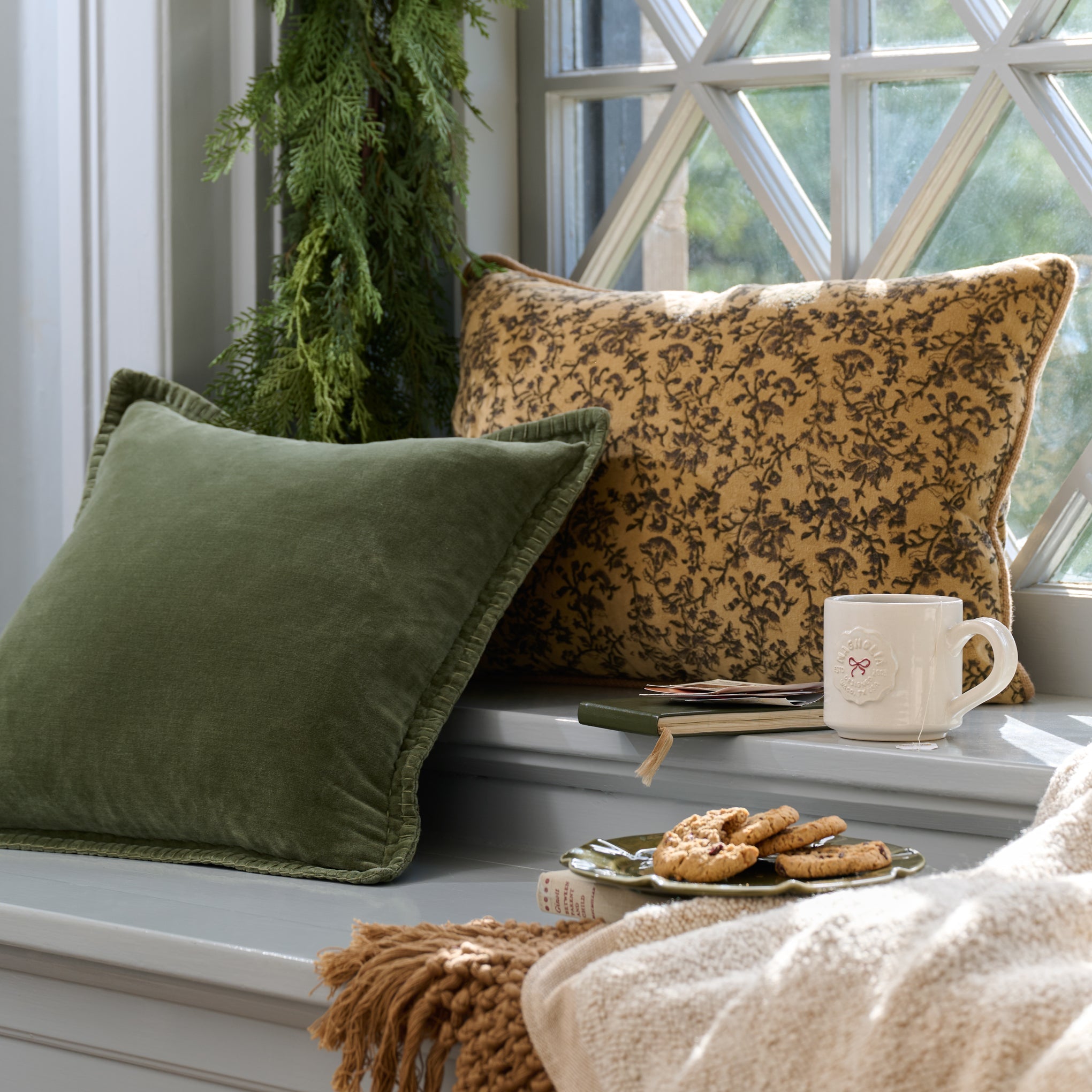 Townes Winter Moss Pillow