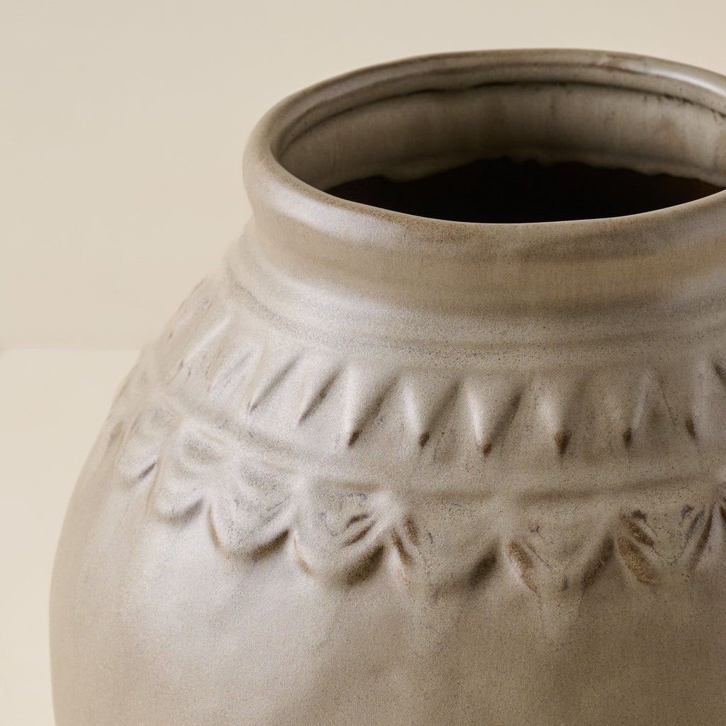 Evelyn Rustic Motif Vase