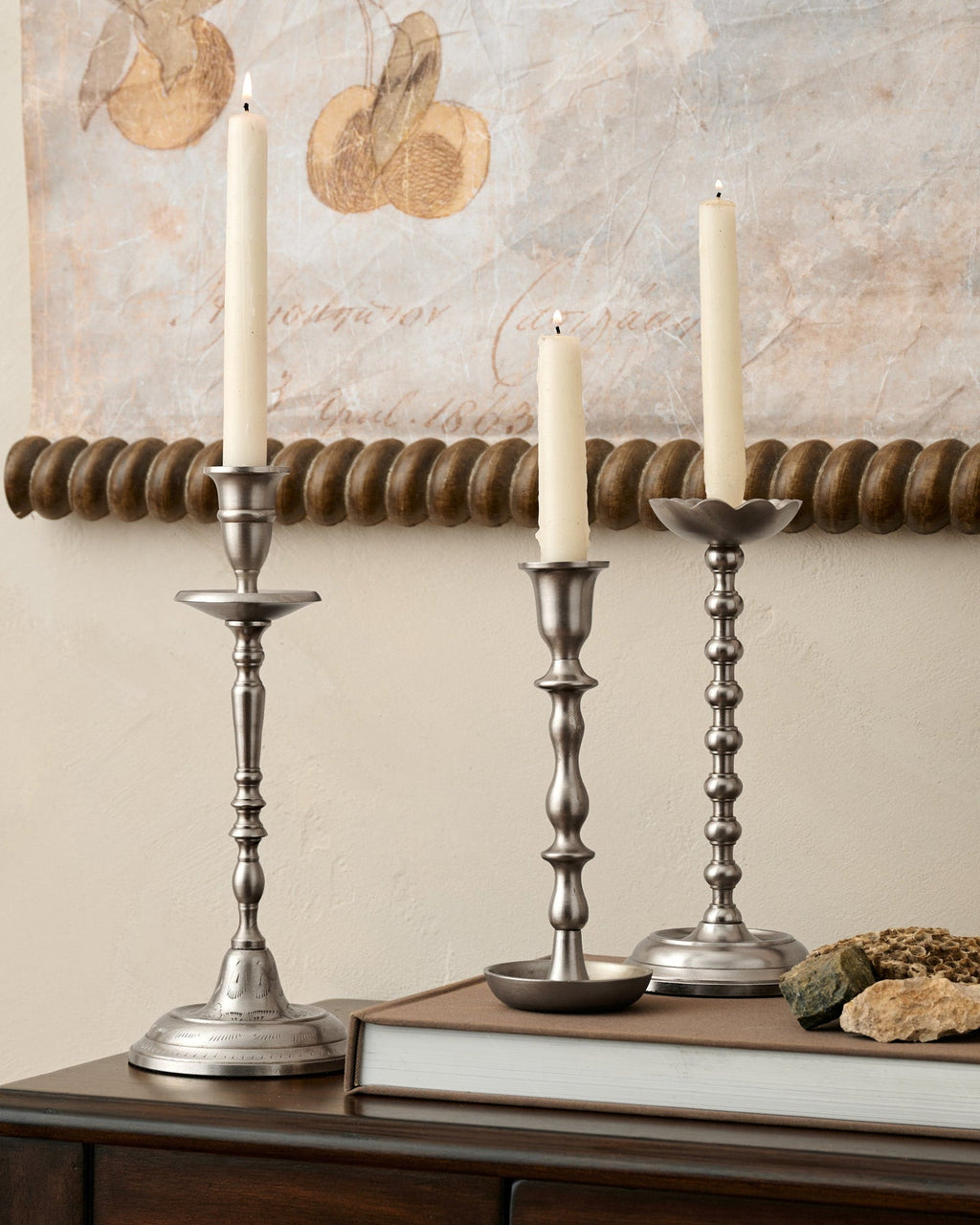 Cassandra Candle Holder