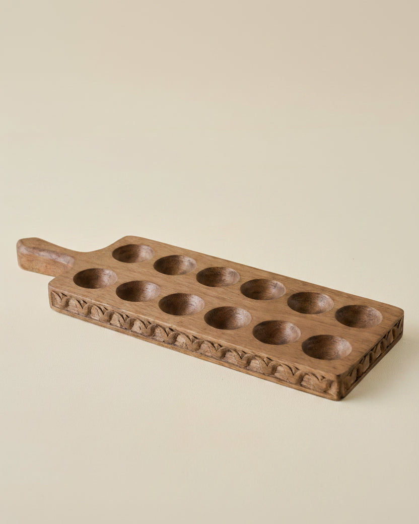Antiqued Wood Tulip Carved Edge Egg Tray