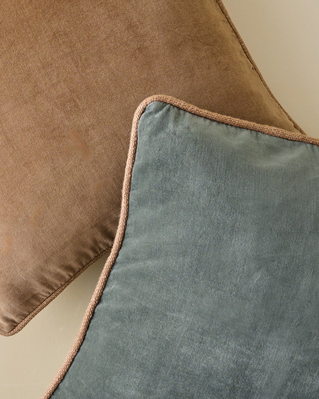 Lexie Velvet Pillow