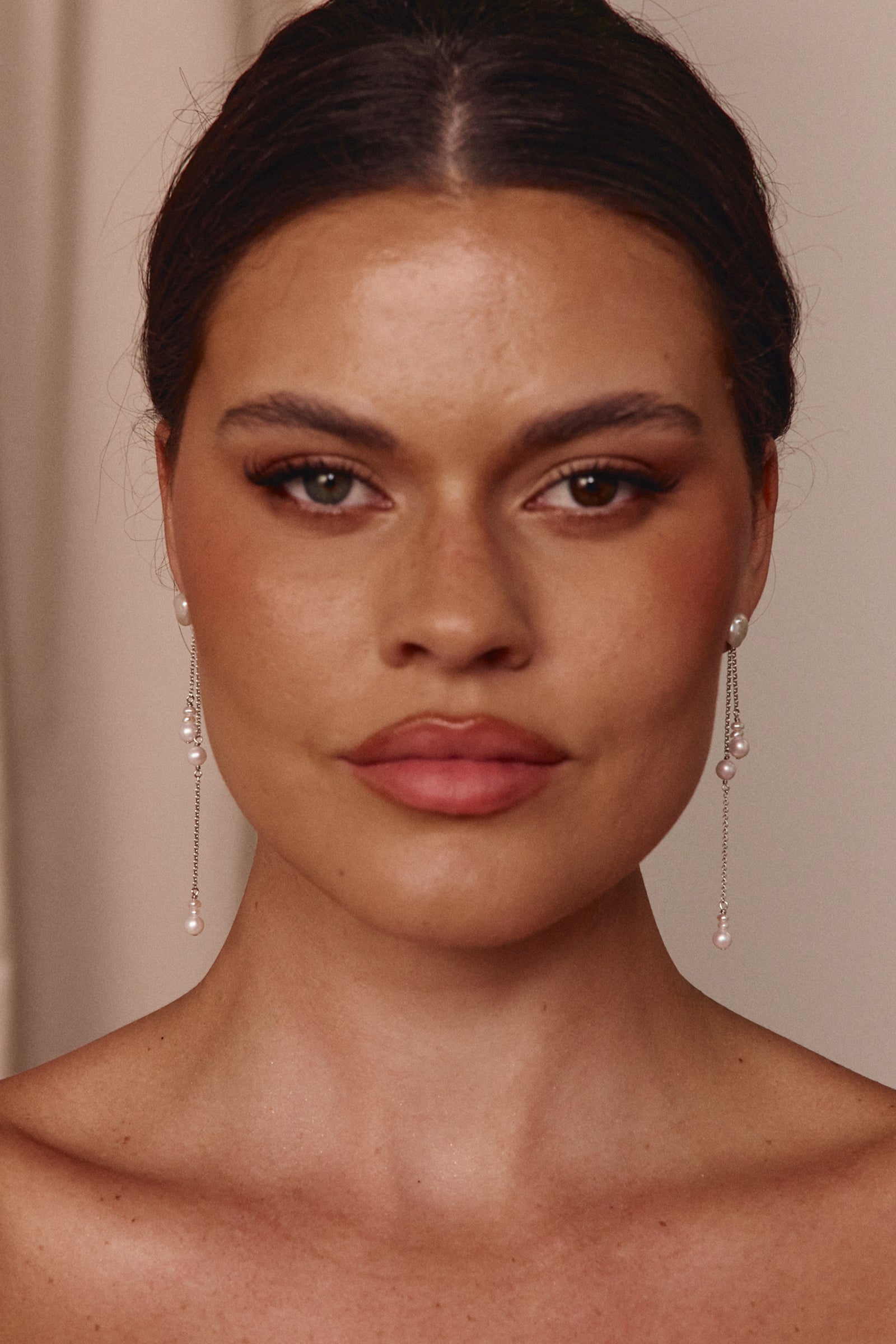 Nova Pearl Earrings