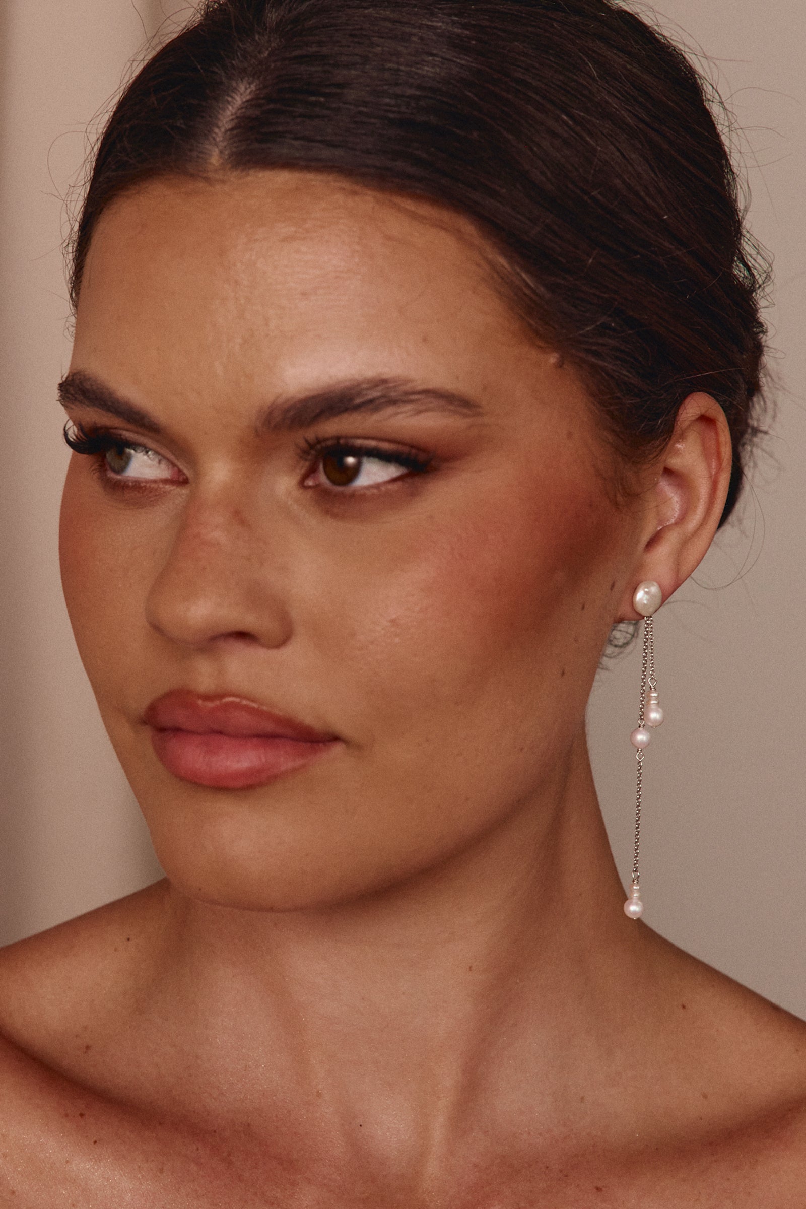 Nova Pearl Earrings