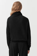 Single-Origin Cashmere Turtleneck Sweater