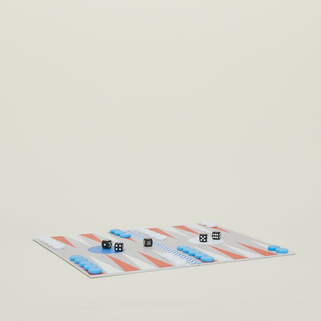 Play Backgammon