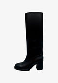Les Bottes