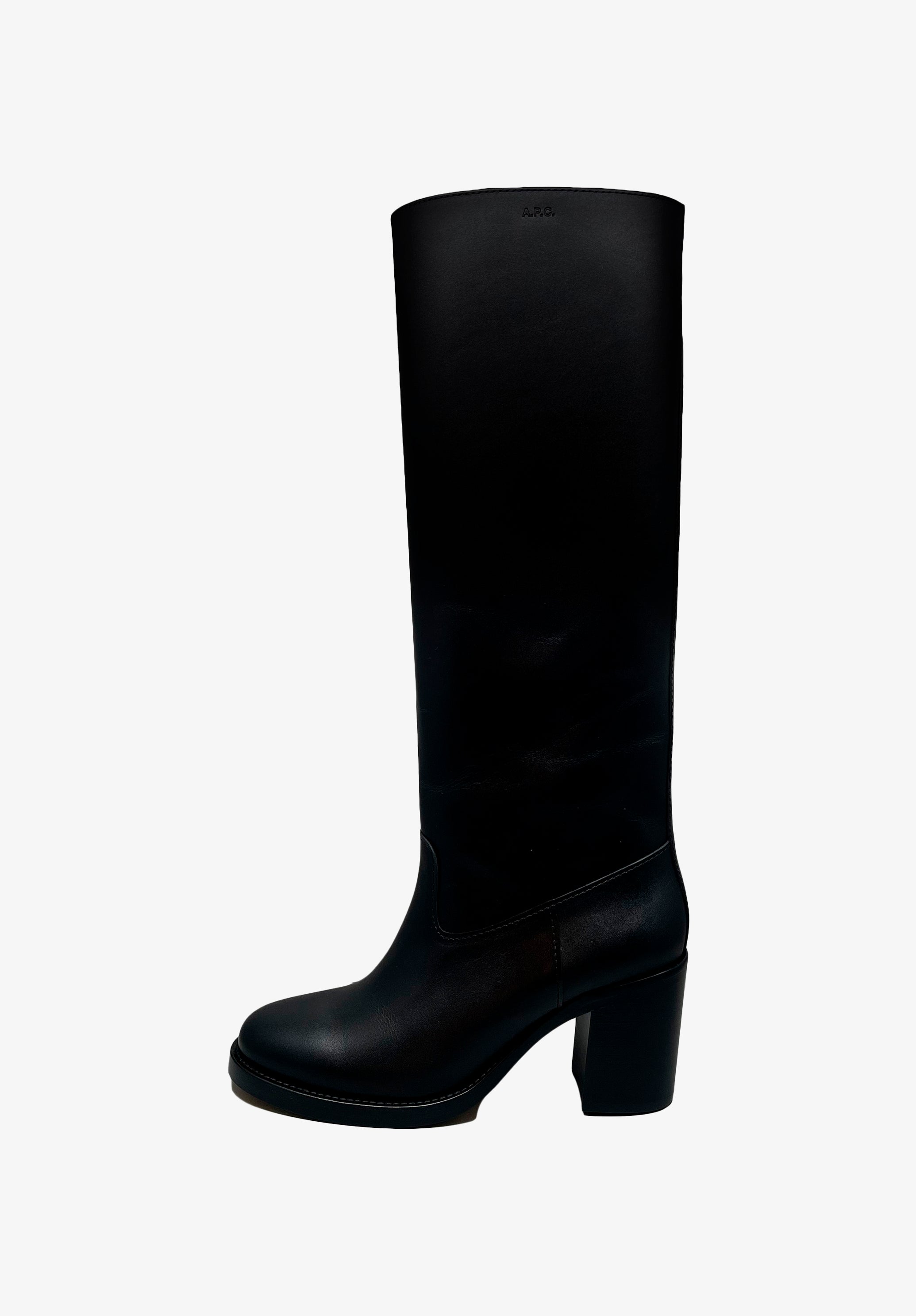 Les Bottes