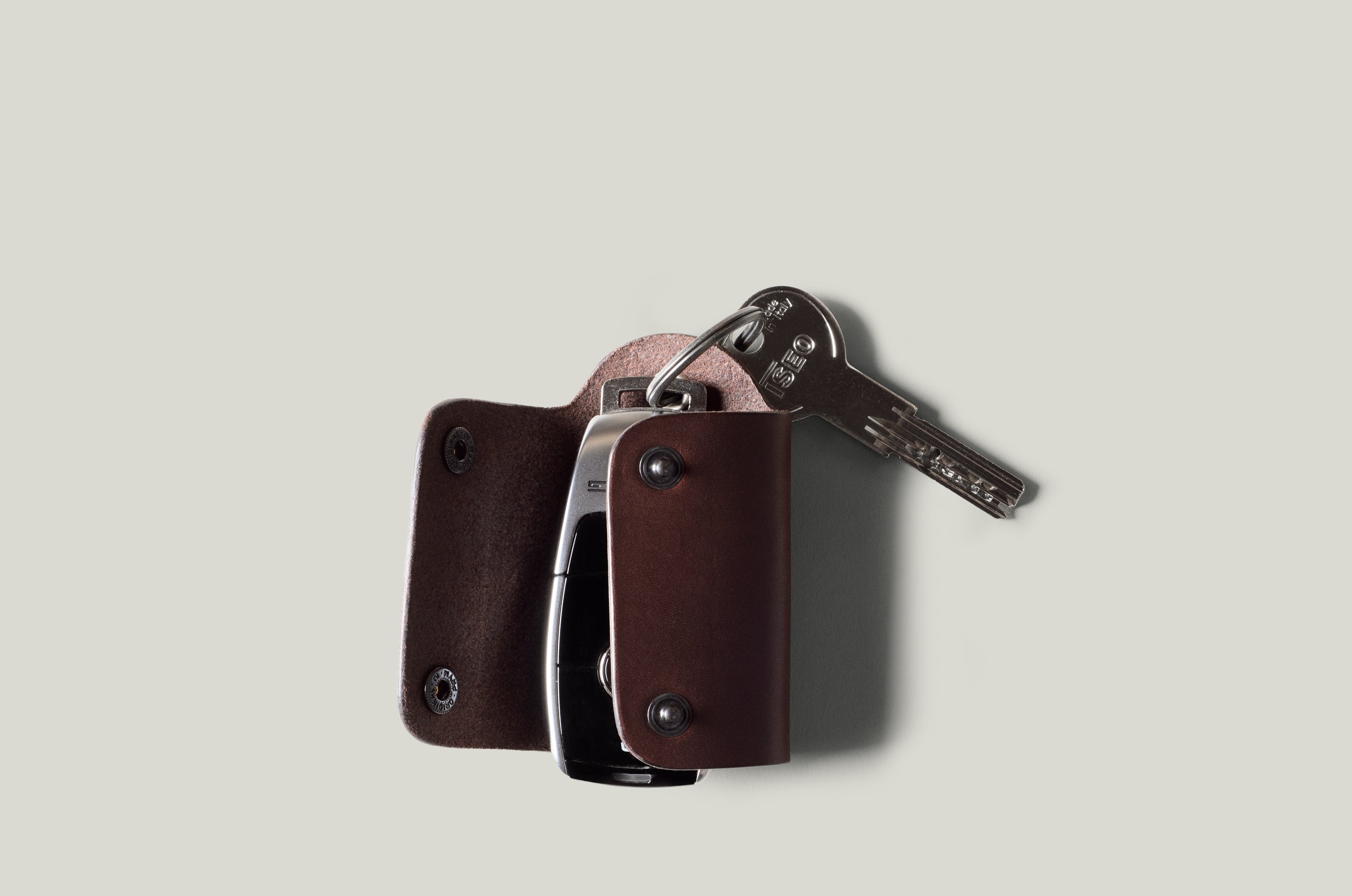 Palm Key Fold . Deep Brown
