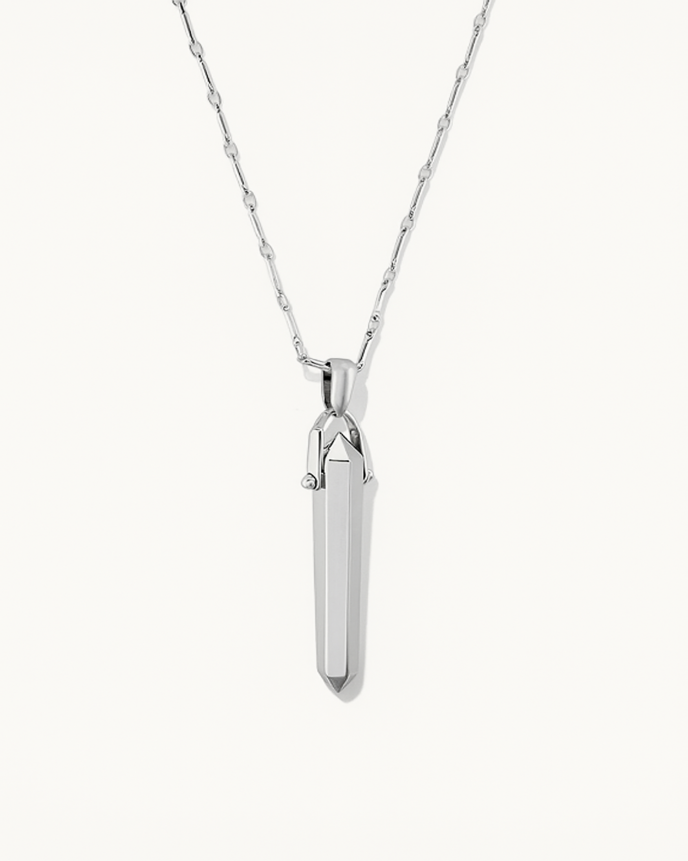 Rebel Pendant Necklace | Silver