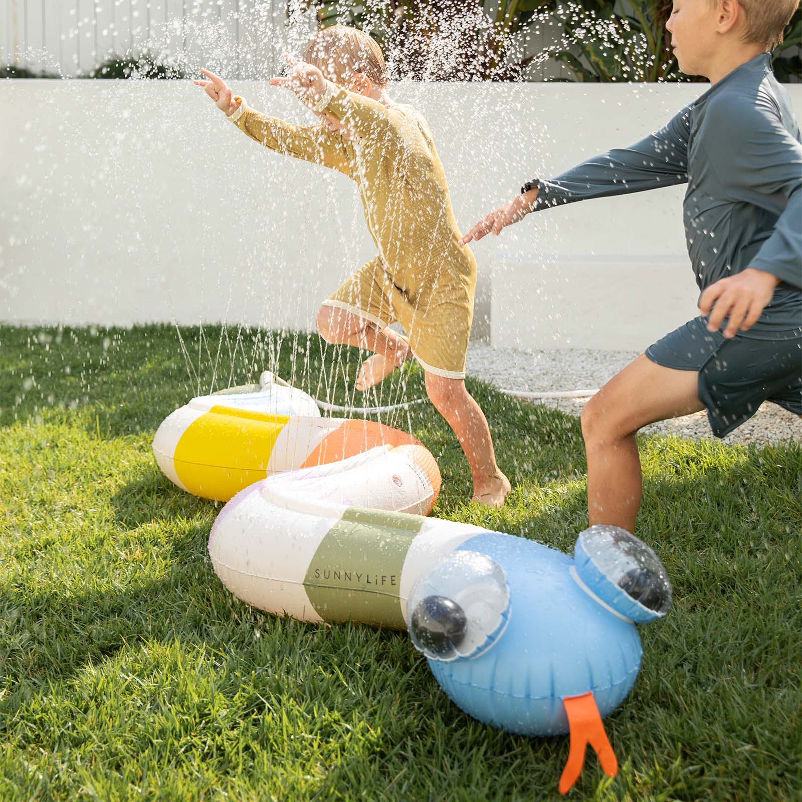 Sunnylife Inflatable Sprinkler - Into The Wild