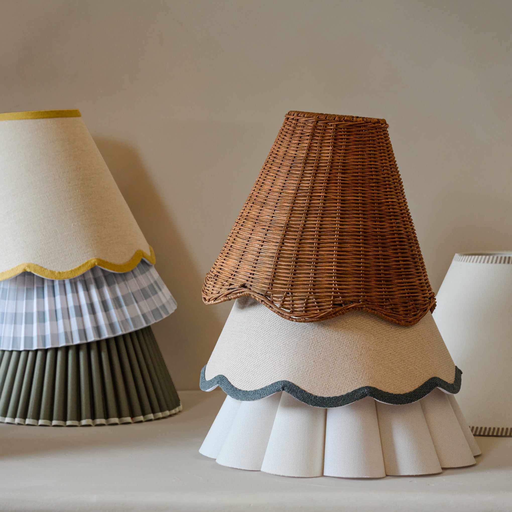 Blue Wavy Trim Linen Shade