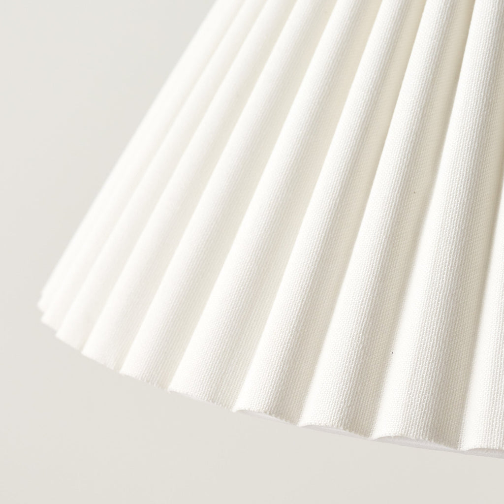 Empire Scallop Shade