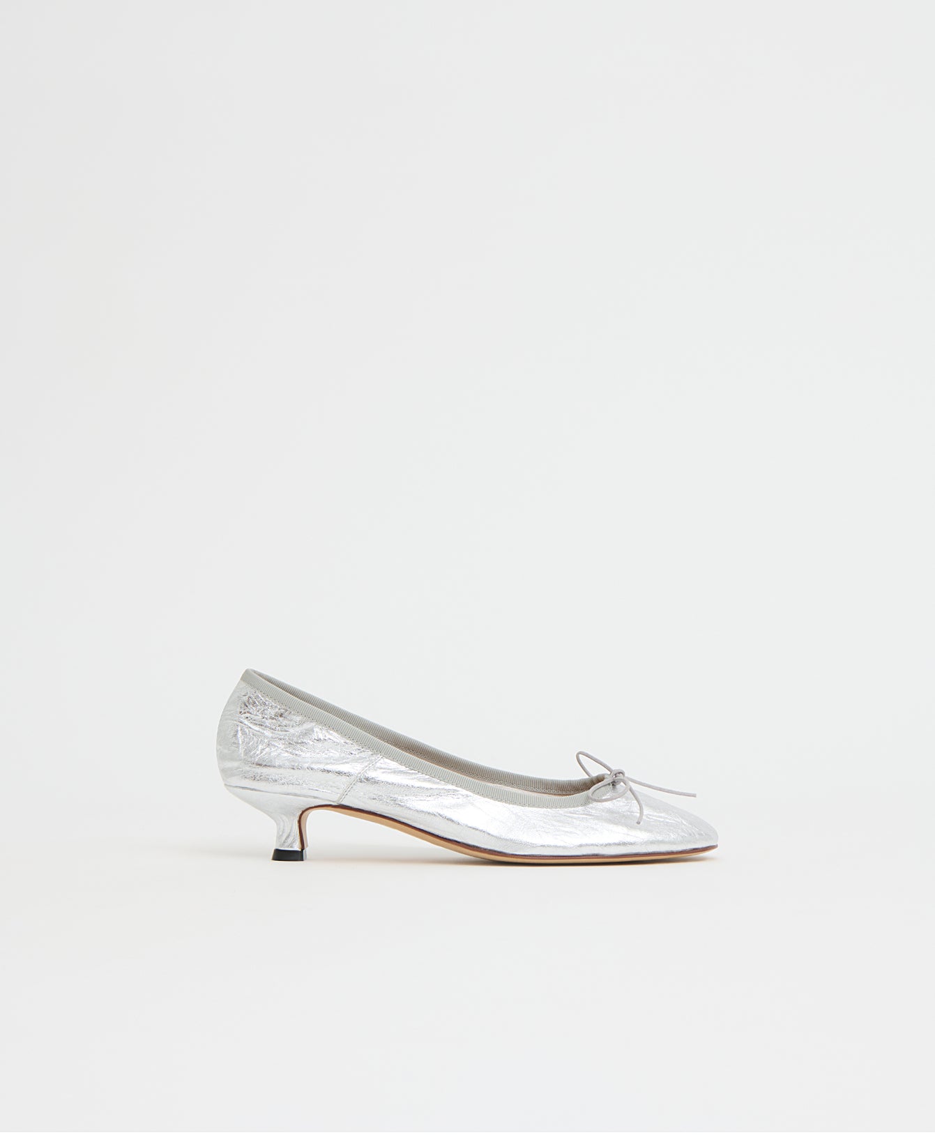 Dance Kitten - Crinkled Silver
