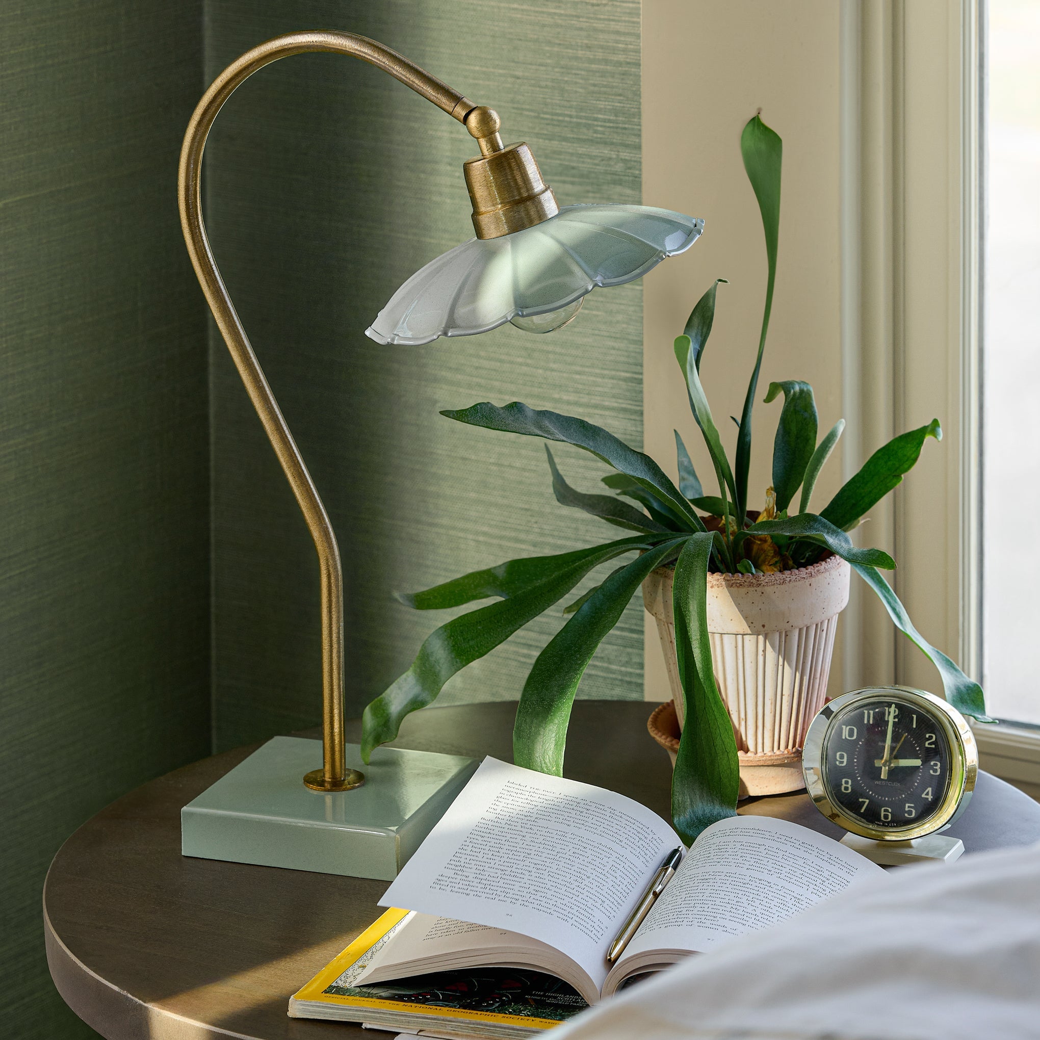 Lulu Enamel Petal Lamp