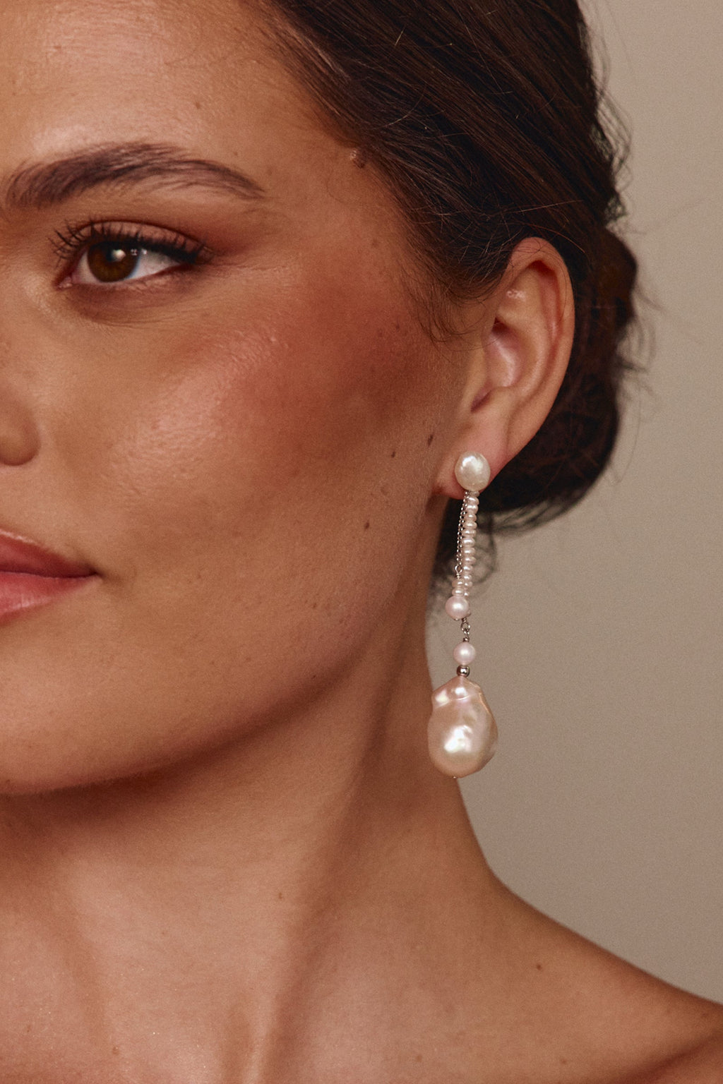 Seren Pearl Earrings