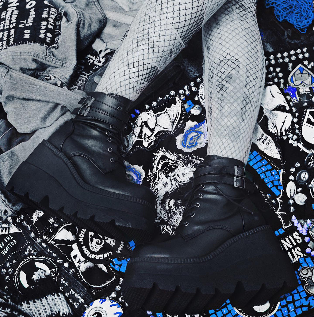 Demonia Shaker-52 Boots
