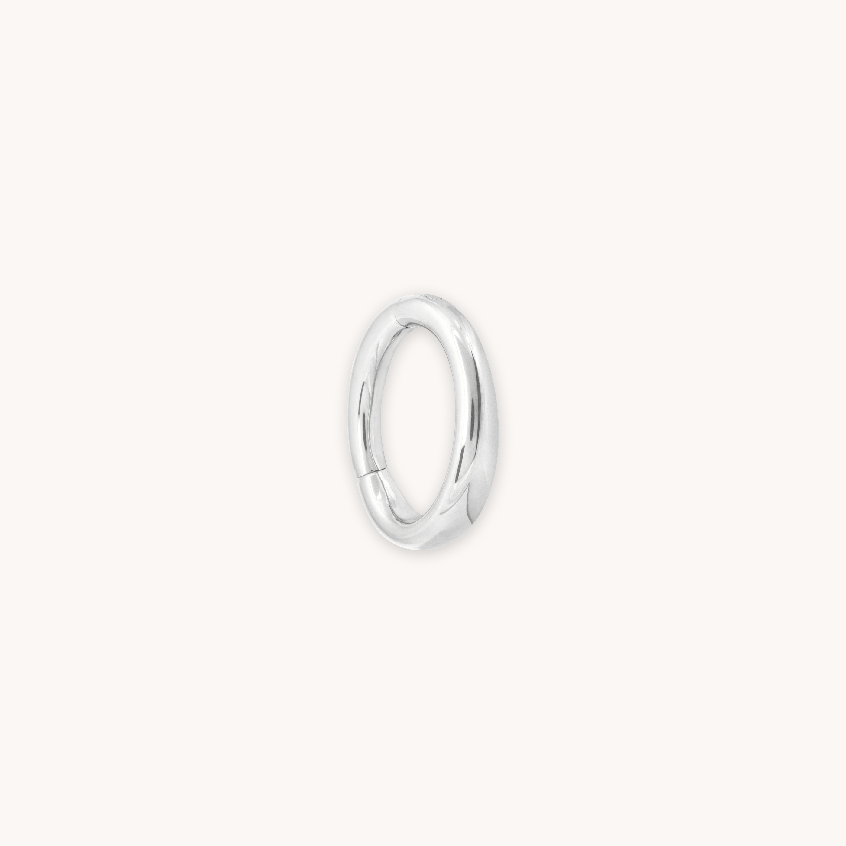 Solid White Gold Graduated Rook Hoop