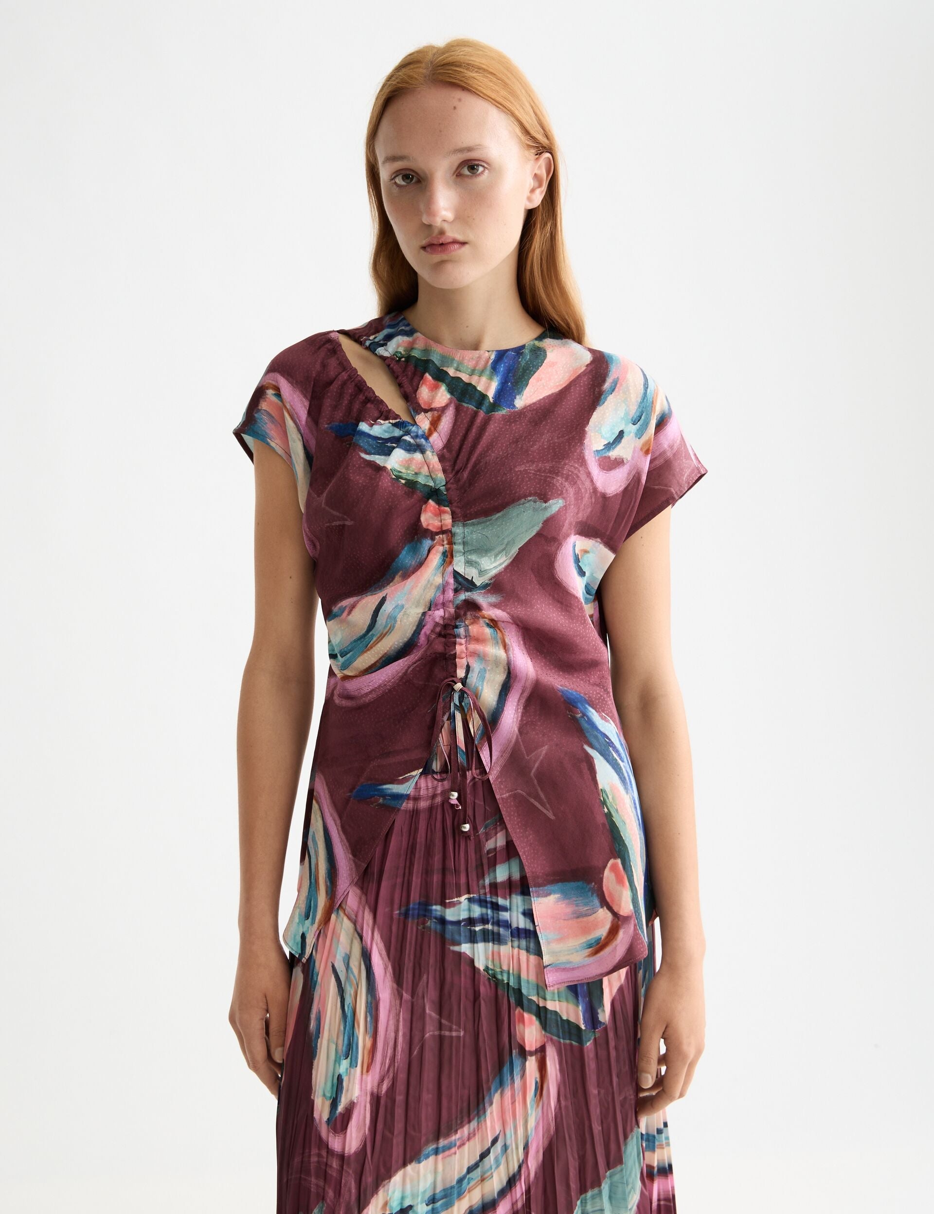 Draw string keyhole short sleeve top