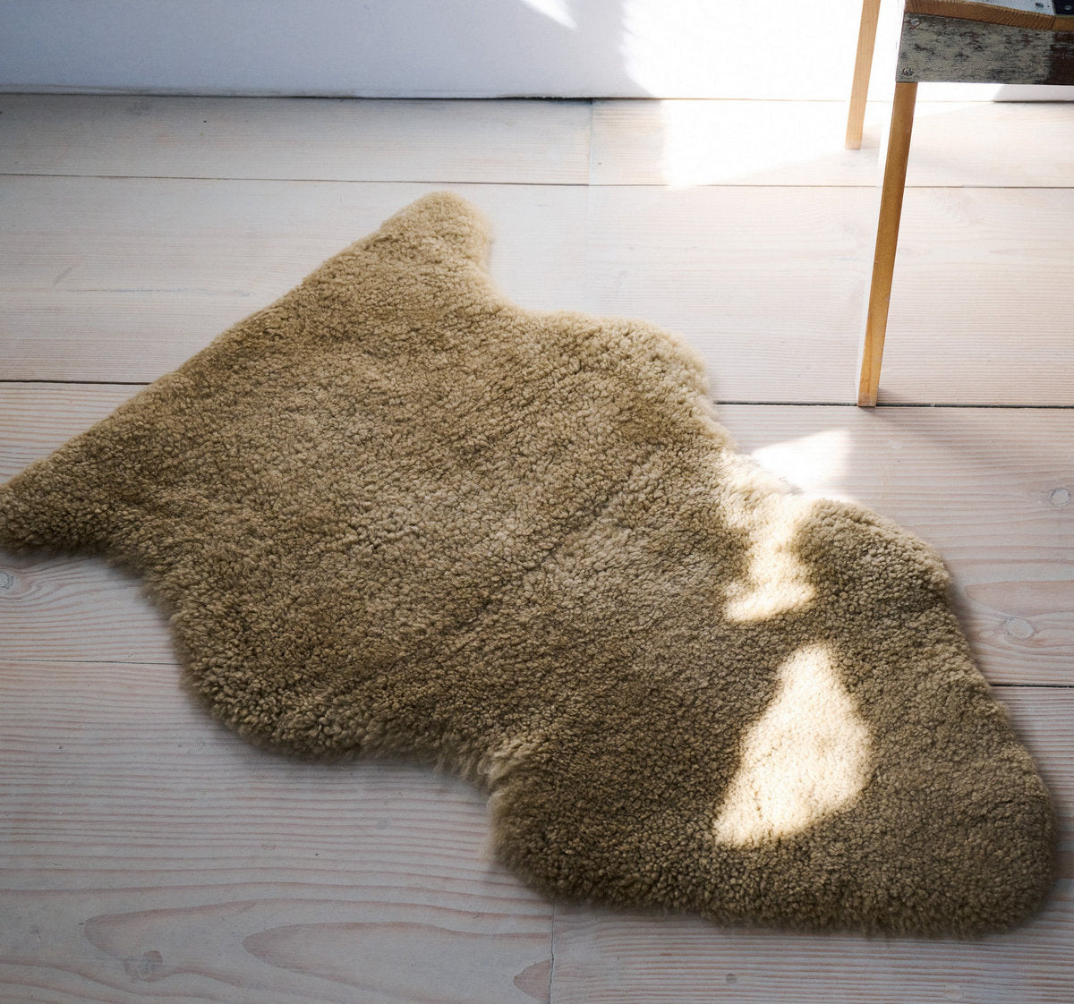 Curly Shearling Sheepskin Single Pelt