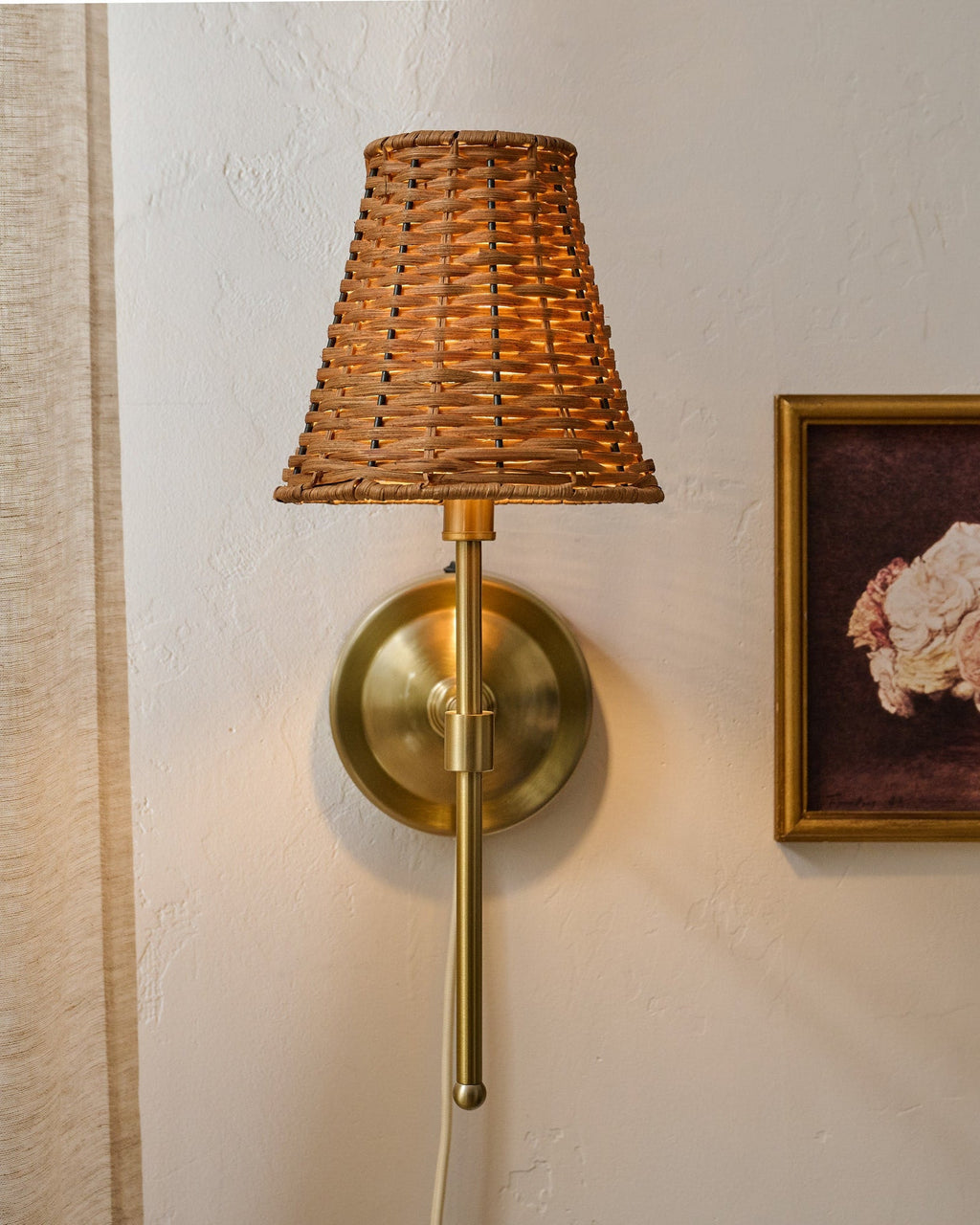 Rattan Plug-In Wall Sconce