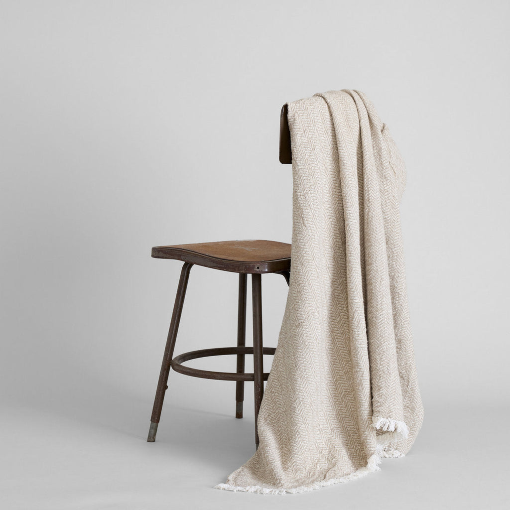 Washed Herringbone Linen Throw