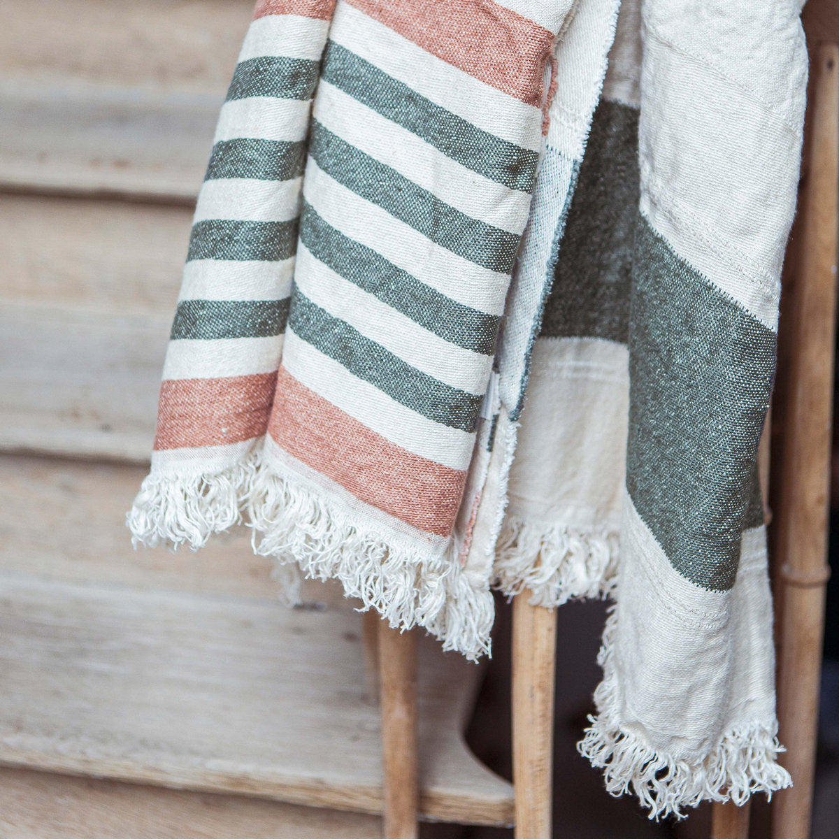 Laguna Verde Throw