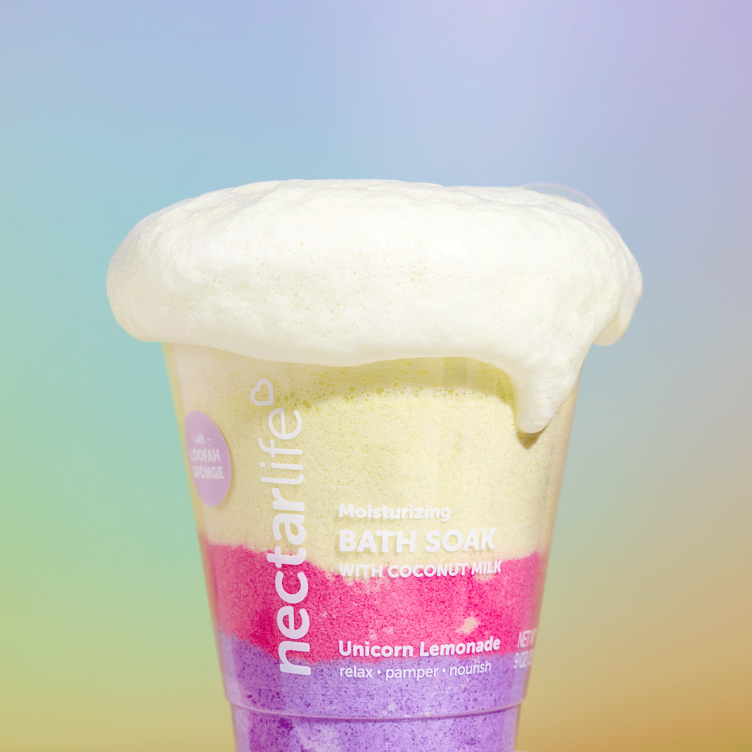 Unicorn Lemonade Moisturizing Milkshake Bath Soak