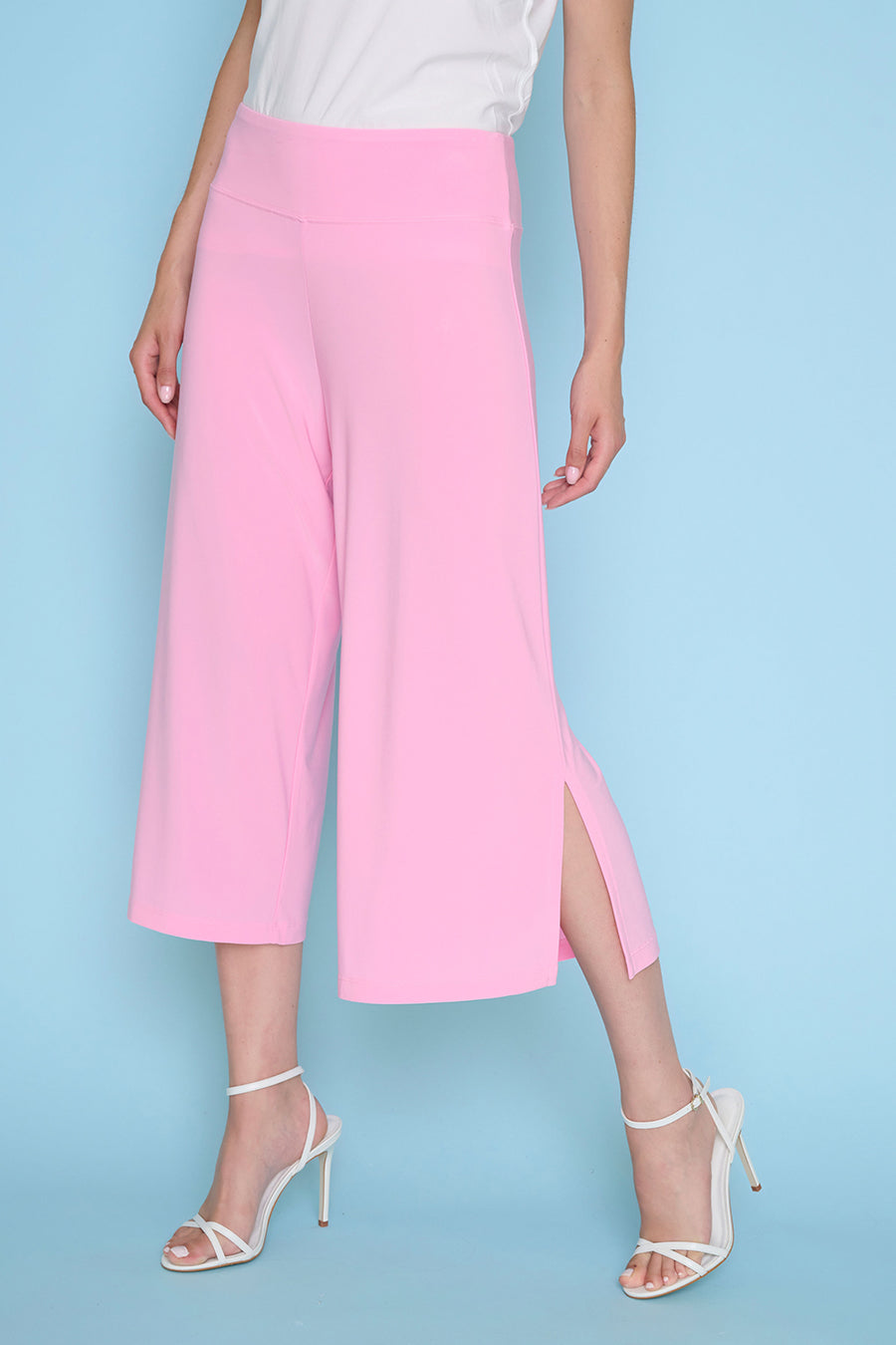 Wide-Leg Side-Slit Capri Pants