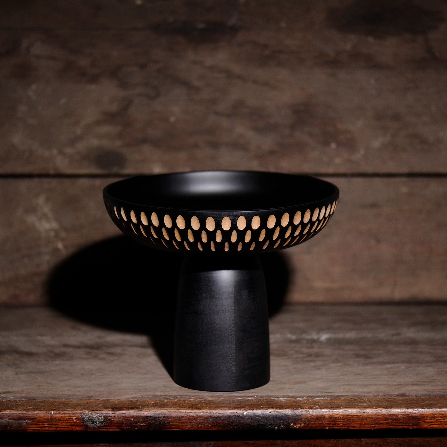 Large Nera Bowl (Raindrops W/B)