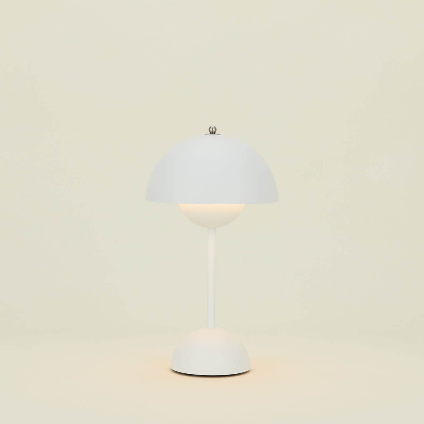 Flowerpot Portable Lamp - White