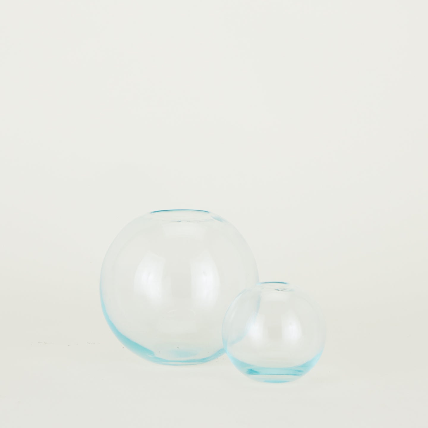 Aurora Sphere Vase - Sky