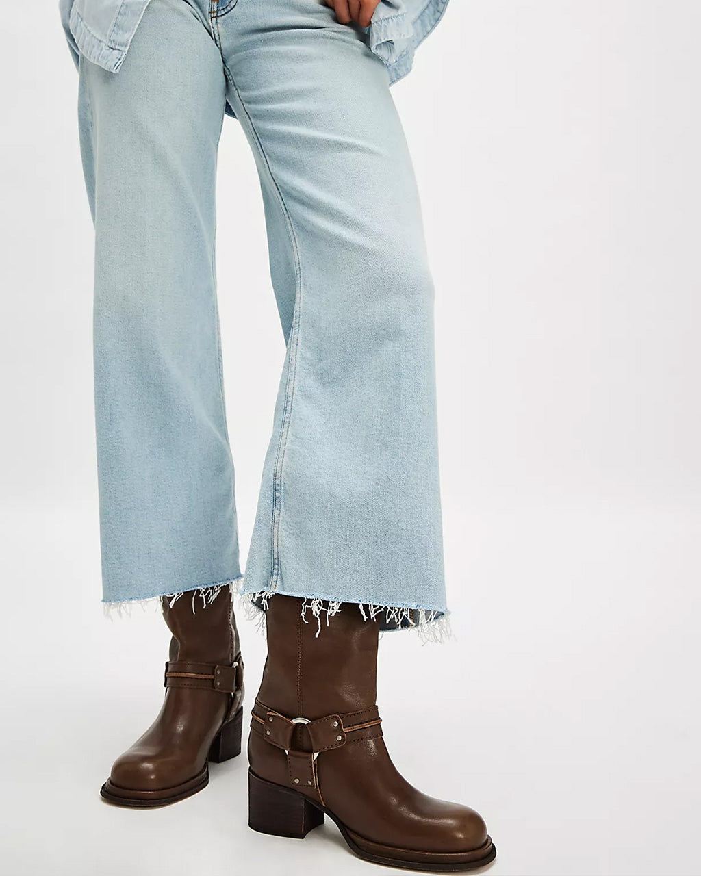 Anok Harness Boot - Smoky Quartz Leather