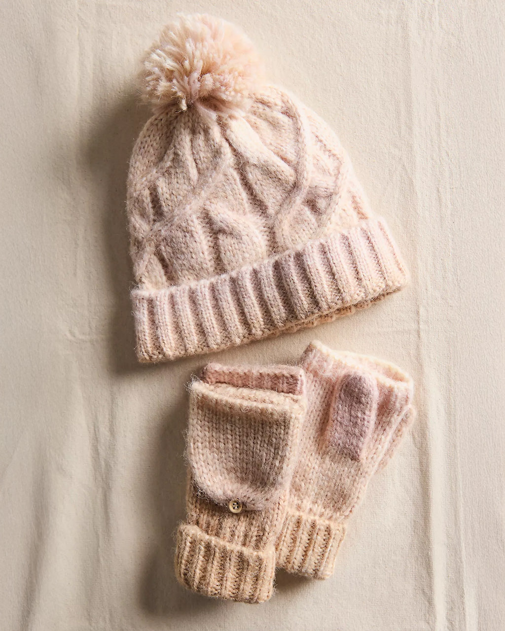 Rainbow Run Hat + Gloves - Ivory