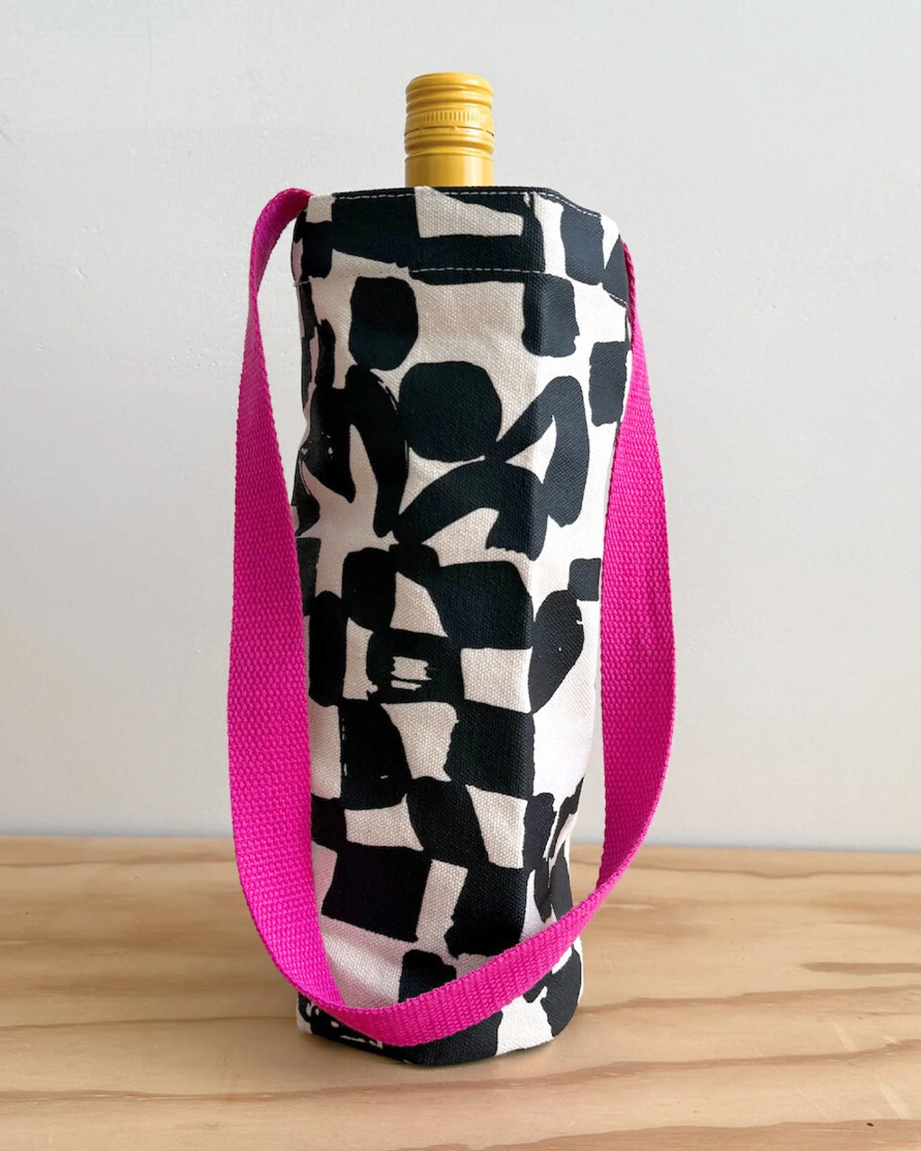 The Checks Wine Tote - Black + Natural