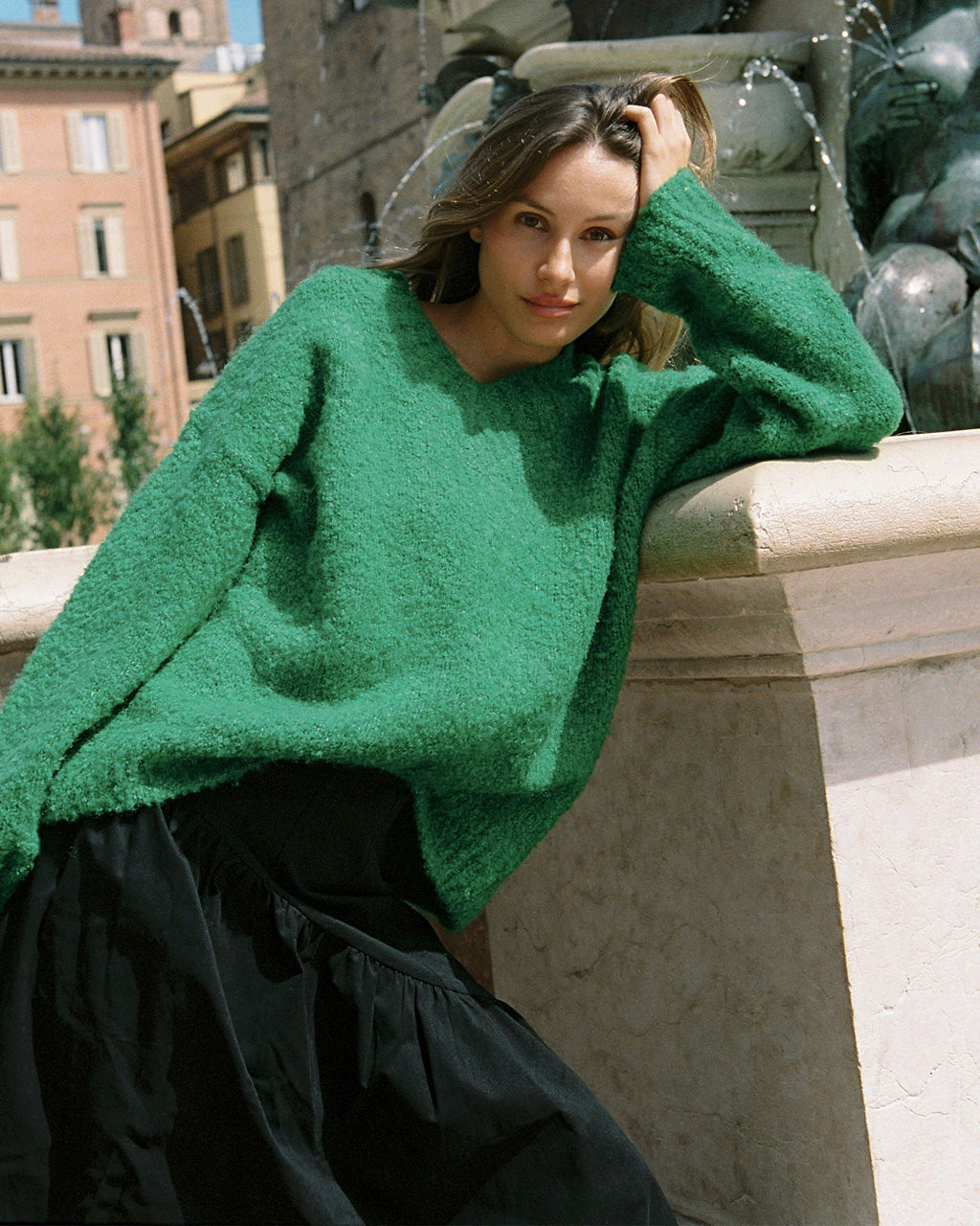 Marion V-Neck Sweater - Kelly Green