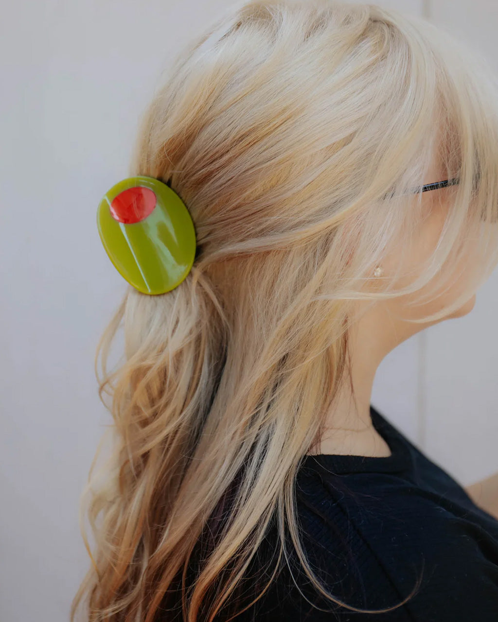 Jumbo Stuffed Olive Hair Claw